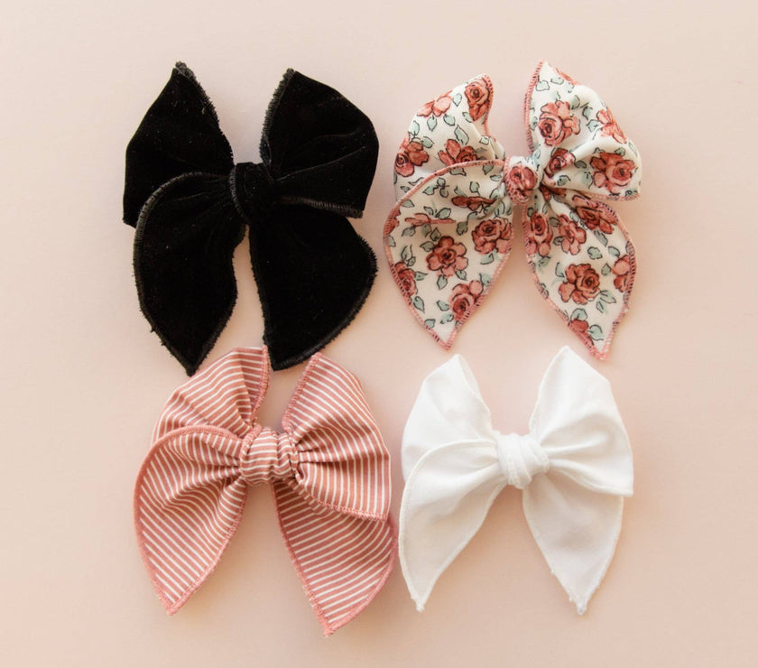 True White | Petite Party Bow