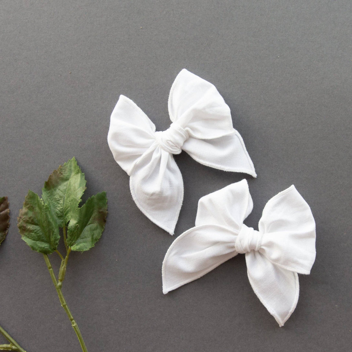 True White | Petite Party Bow - Laeta Kids