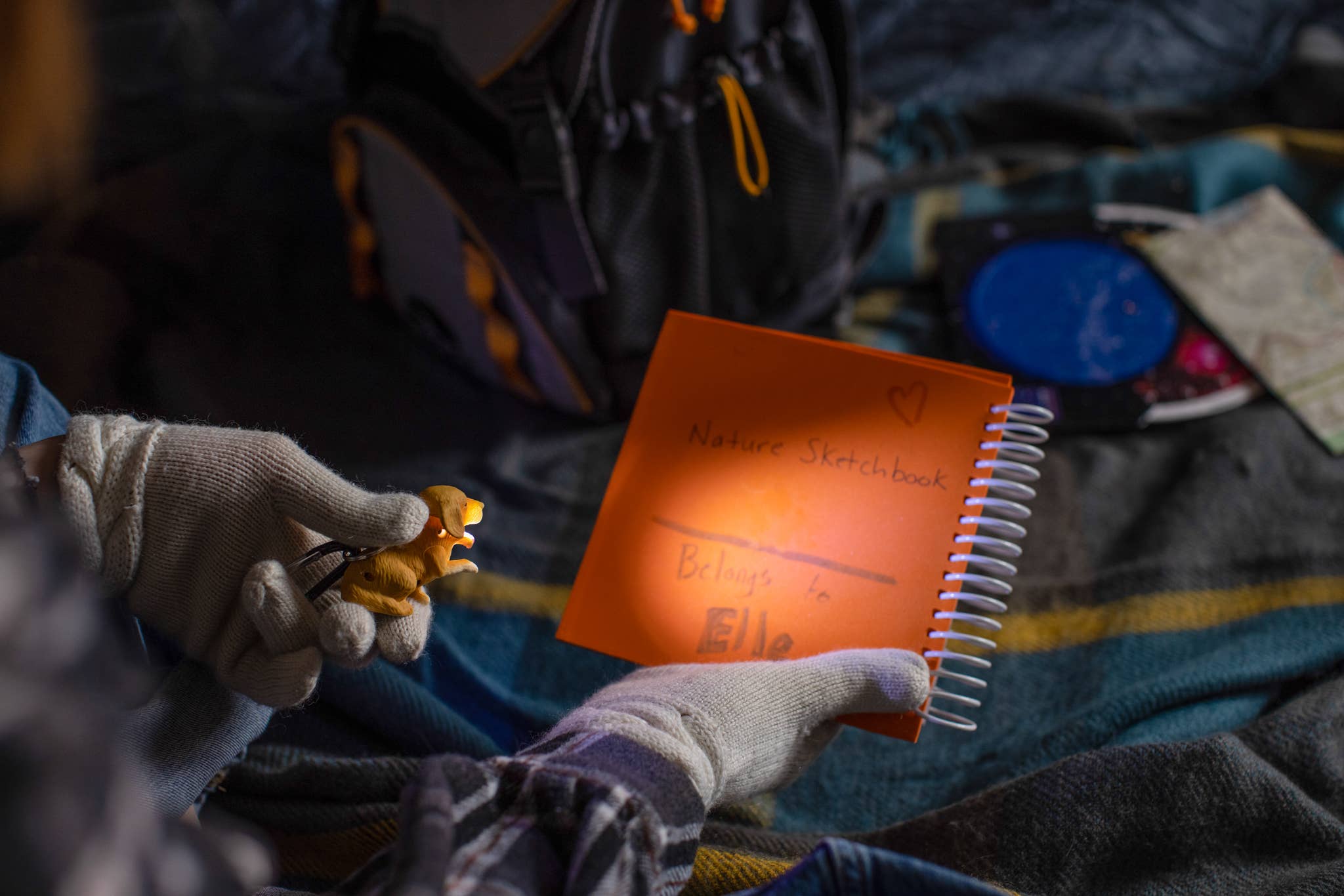 WildLight Animal Carabiner Flashlight - Retriever Dog - Laeta Kids